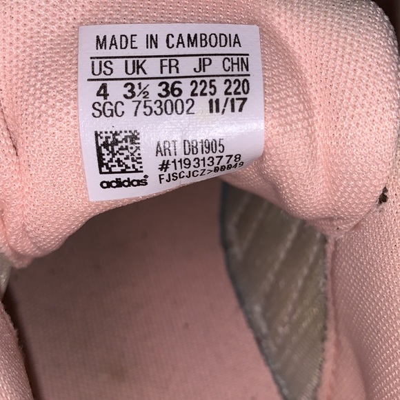 Kids Adidas Running shoes - Picture 3 of 4